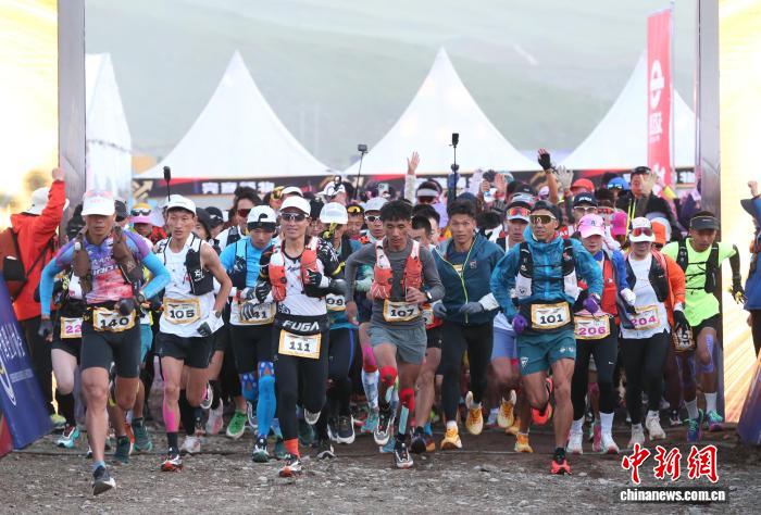 中国首个海拔超4000米越野跑赛事揭幕，创新不打