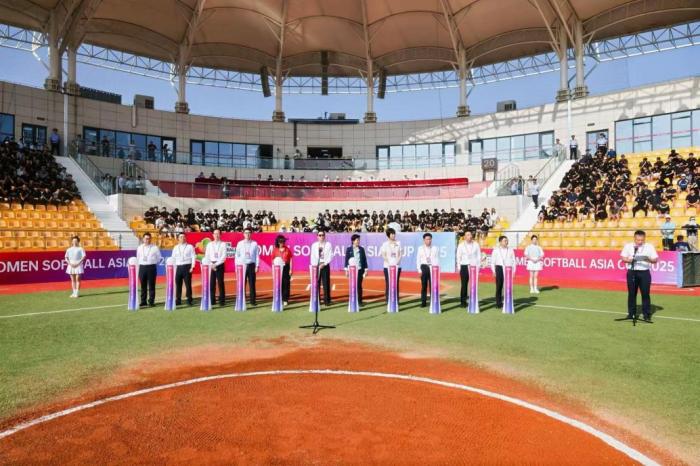 2025女子垒球亚洲杯首日中国两连胜 陕西鄠邑迎赛