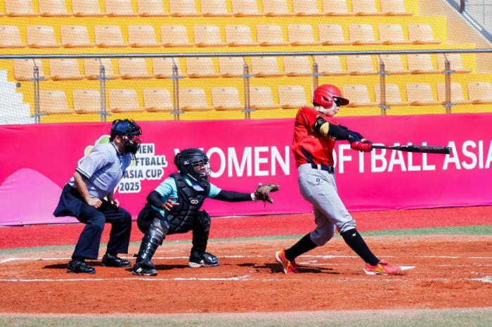 2025女子垒球亚洲杯首日中国两连胜 陕西鄠邑迎赛