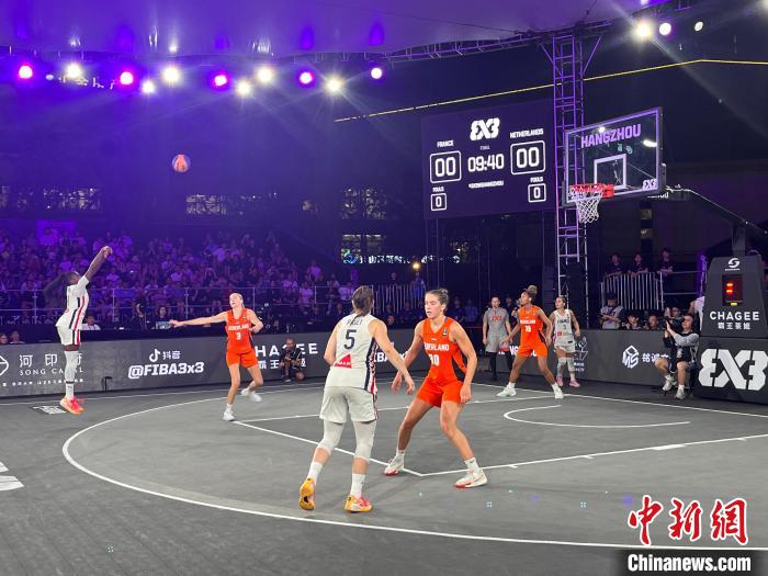 法国队力克荷兰队问鼎2024国际篮联三人篮球女子