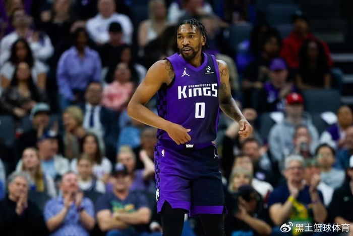 国王队意外取胜却助篮网