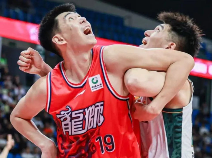 徐昕20分9篮板掀翻辽宁 曾被广东弃用的巨塔逆袭