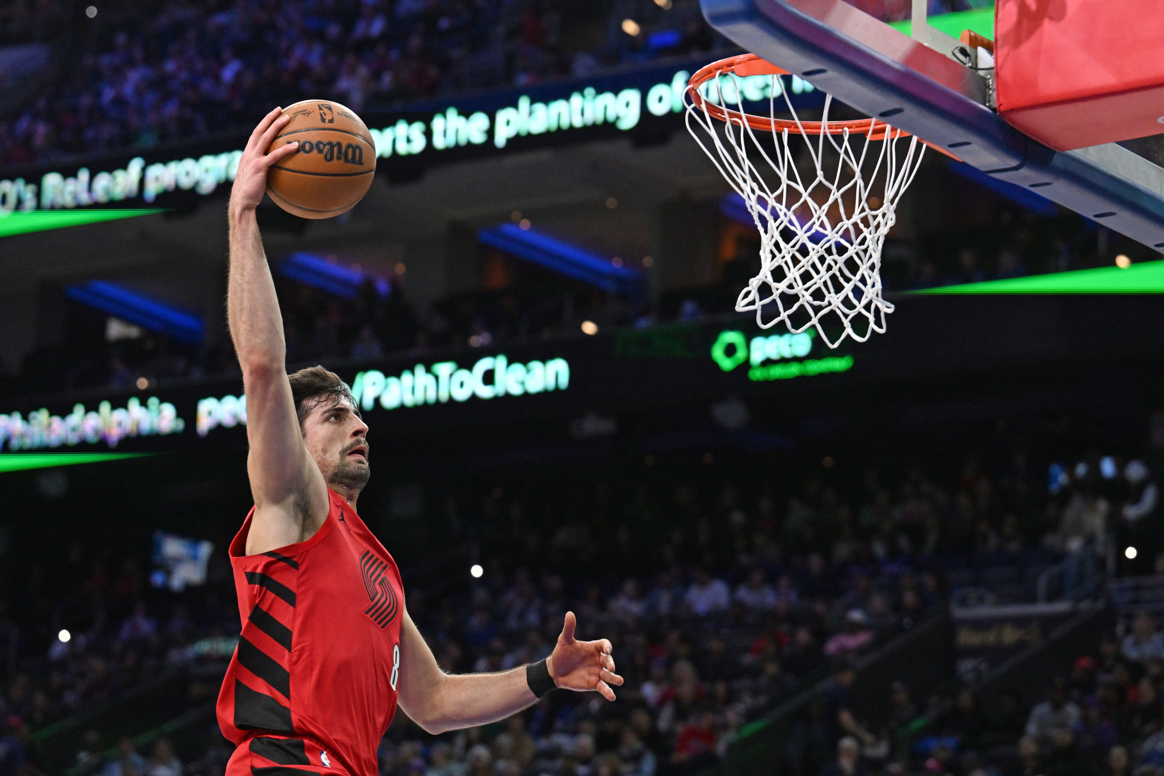 开拓者力克太阳锁定西部第七 阿夫迪亚41+12助助